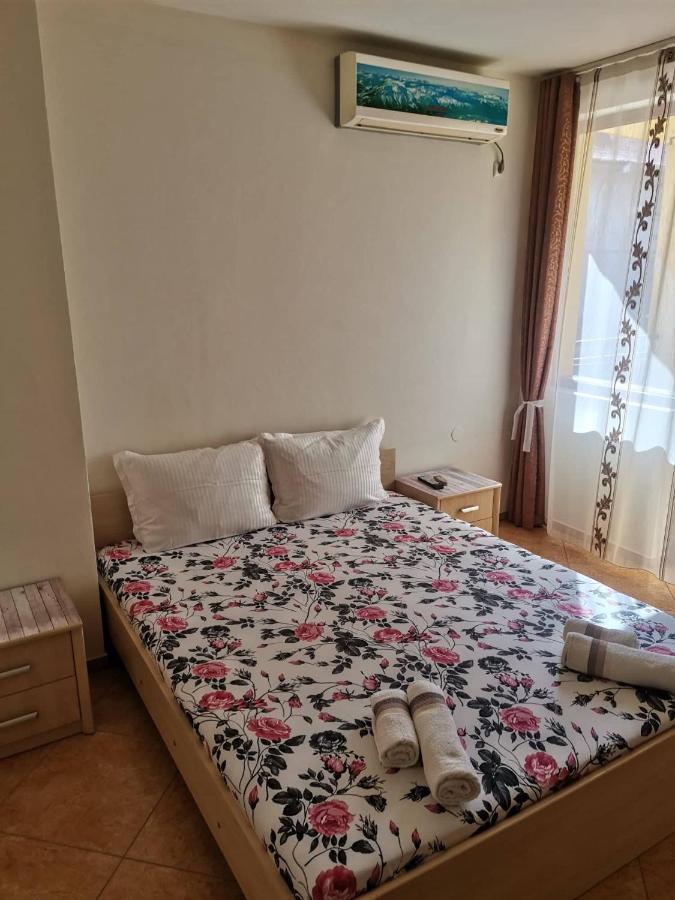 Виктория Созопол Buitenkant foto